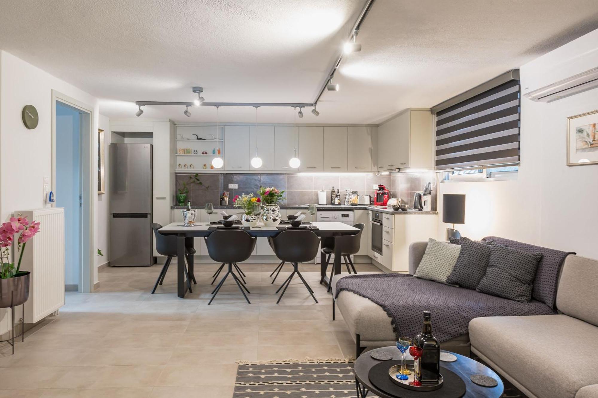 Glyfada'S Cosy Apartments Athens Exterior photo